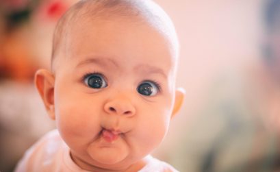 5 cosas curiosas que hacen los bebés